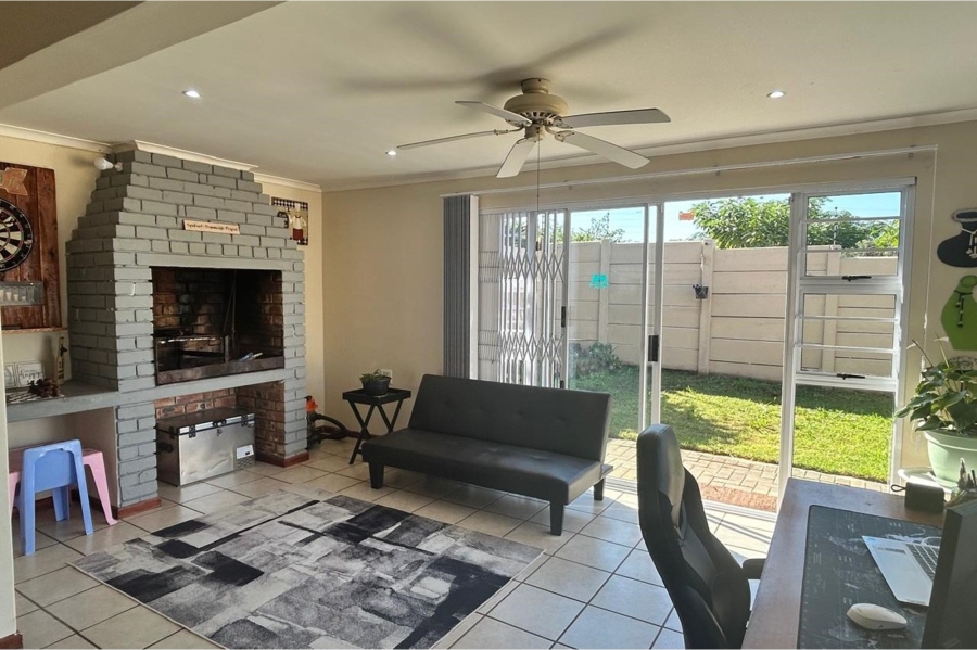 2 Bedroom Property for Sale in Gonubie Eastern Cape